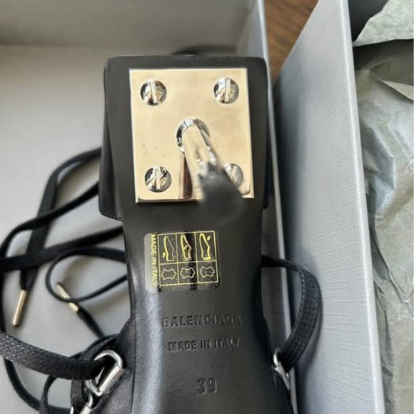 Balenciaga Corset Shoes - Black - Picture 6 of 11